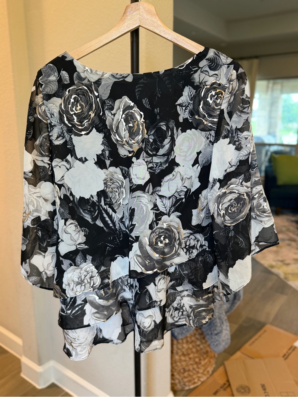 Alex Evenings Black Silver White Floral Rose  Layered Blouse M - Picture 2 of 6
